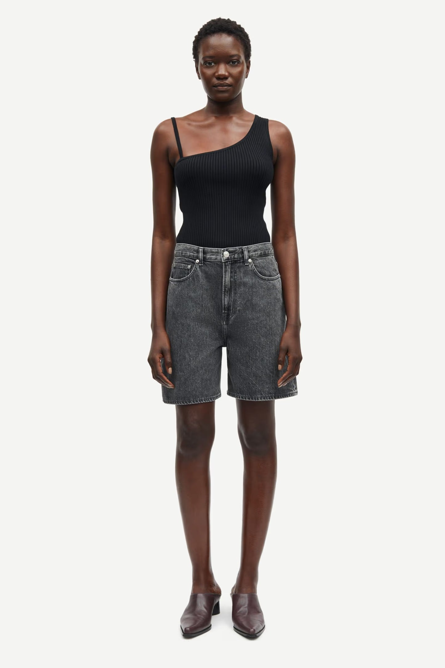 Short Sashelly Grey Cloud