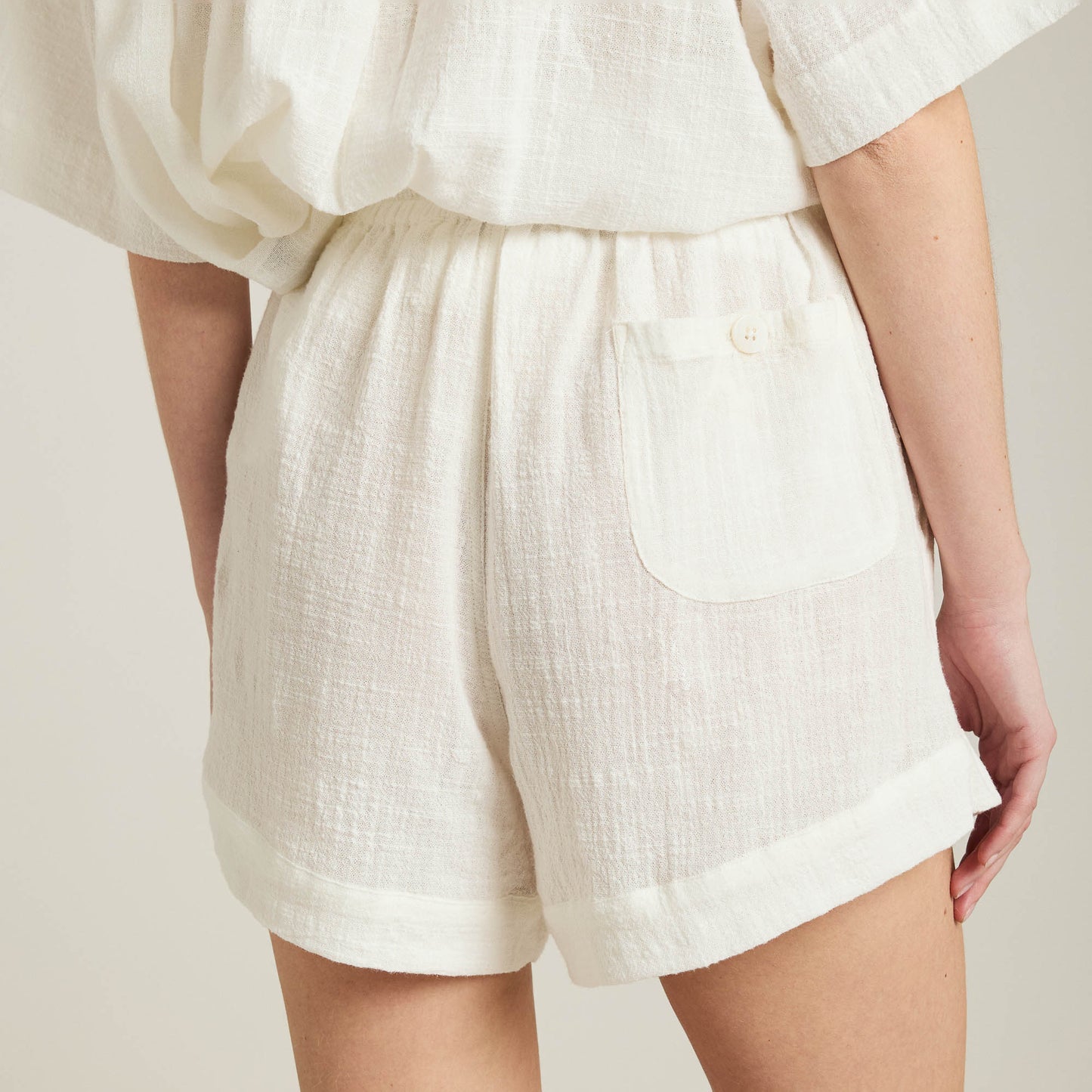 Short Calvi Off White
