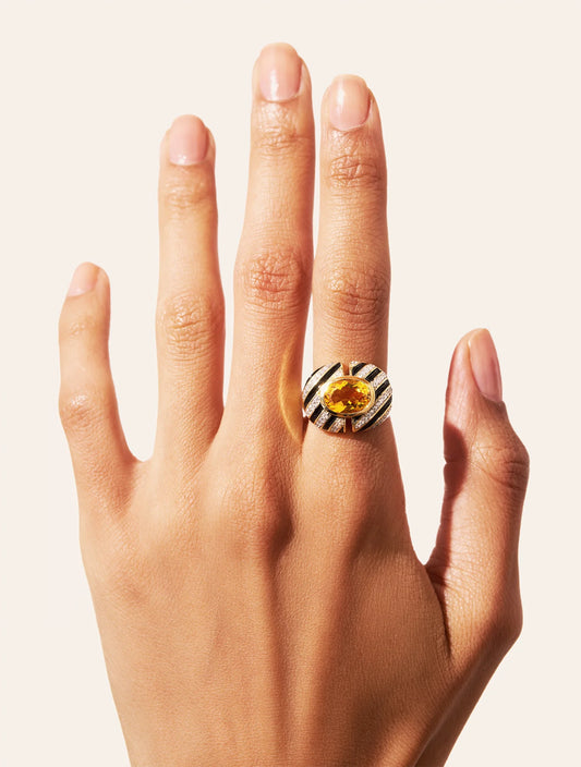 Bague Zèbre Quartz Jaune Email Noir