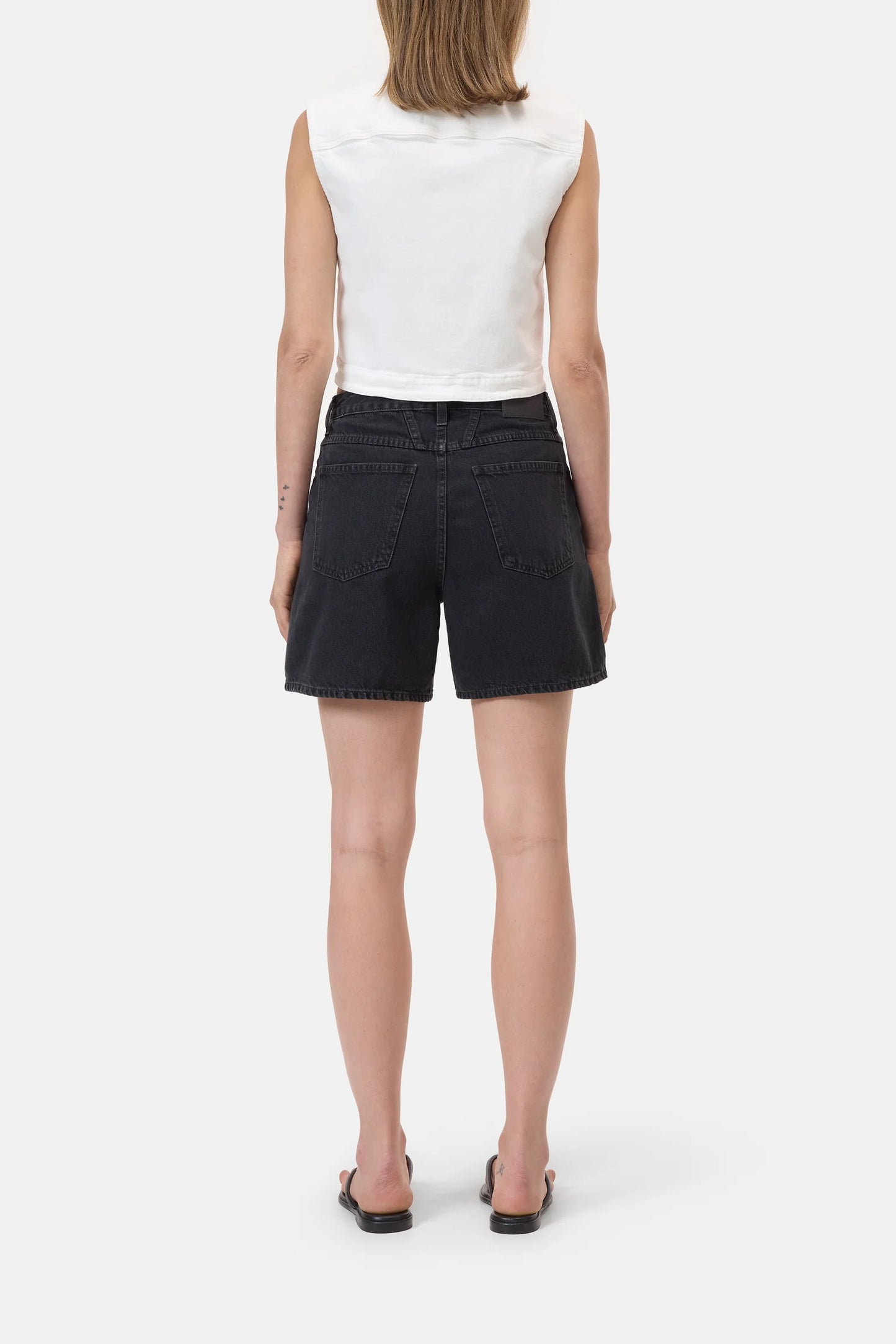 Short Janey Dark Grey
