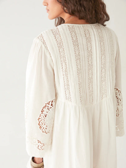 Robe Clementine White Lilies