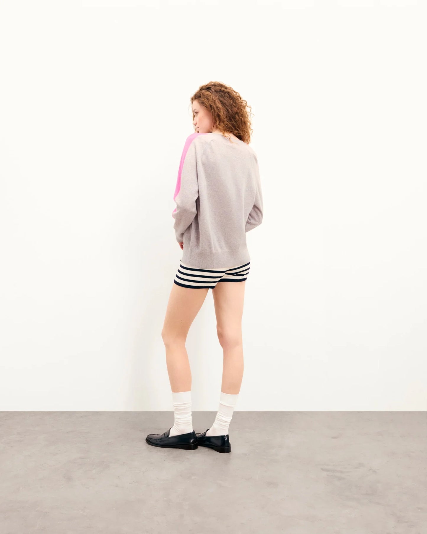 Pull Col V Bande Manche Gris Chine Clair