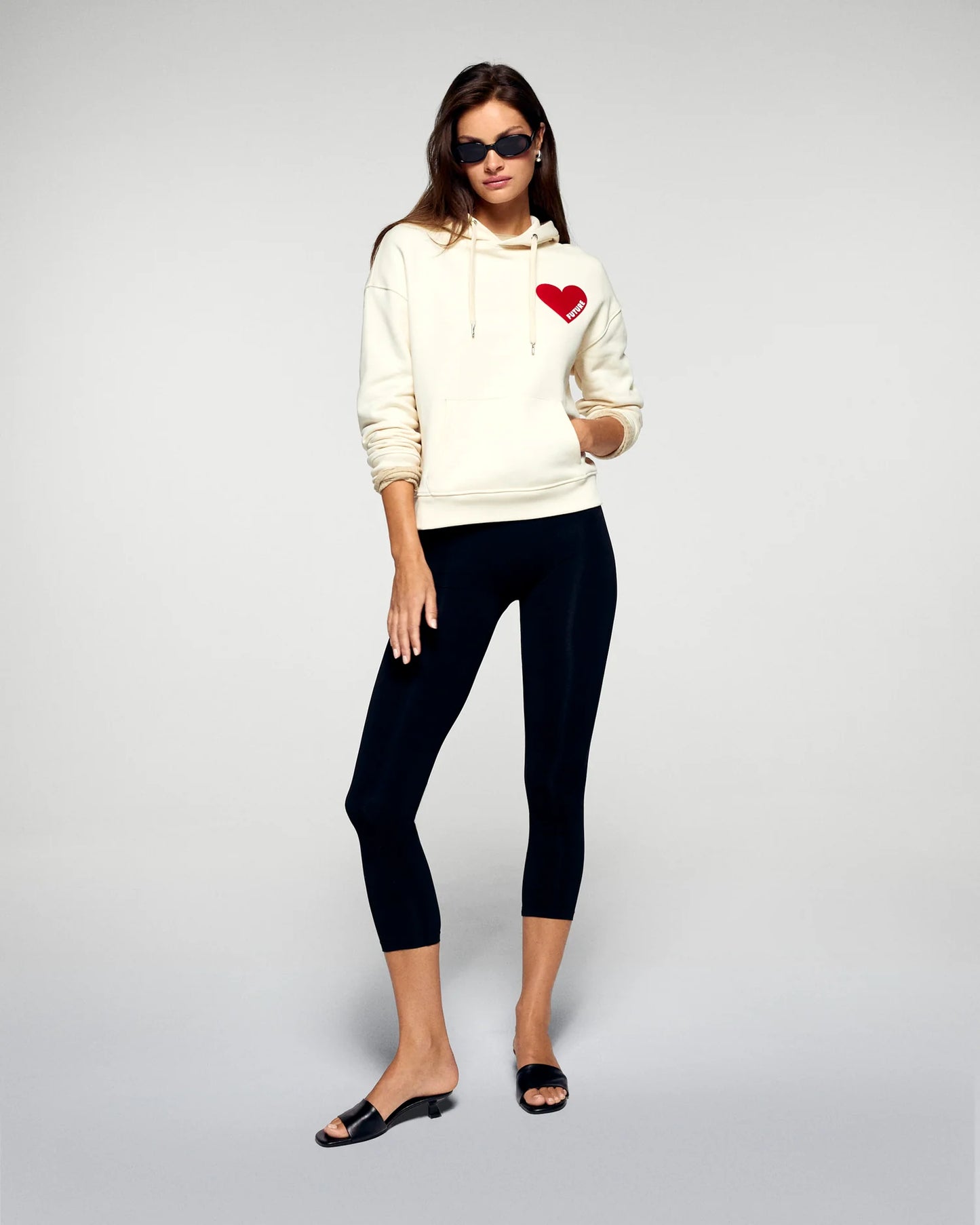 Sweat Capuche Coeur Sable