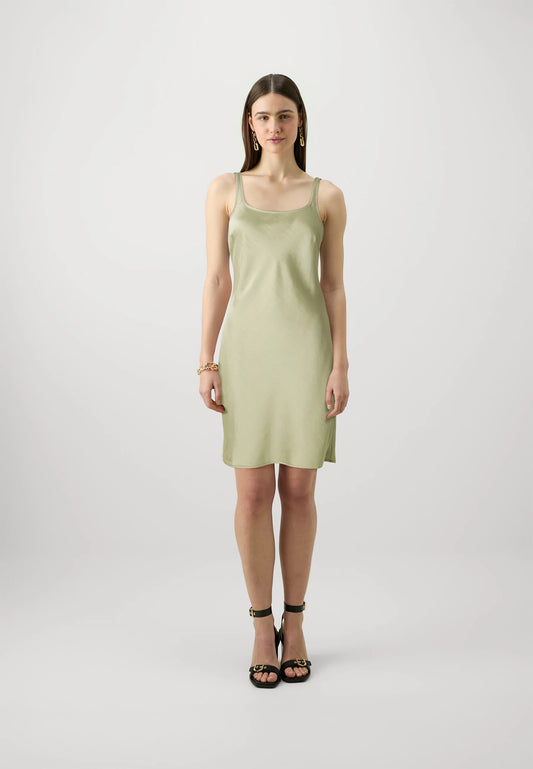 Robe Sasunna Short Olive